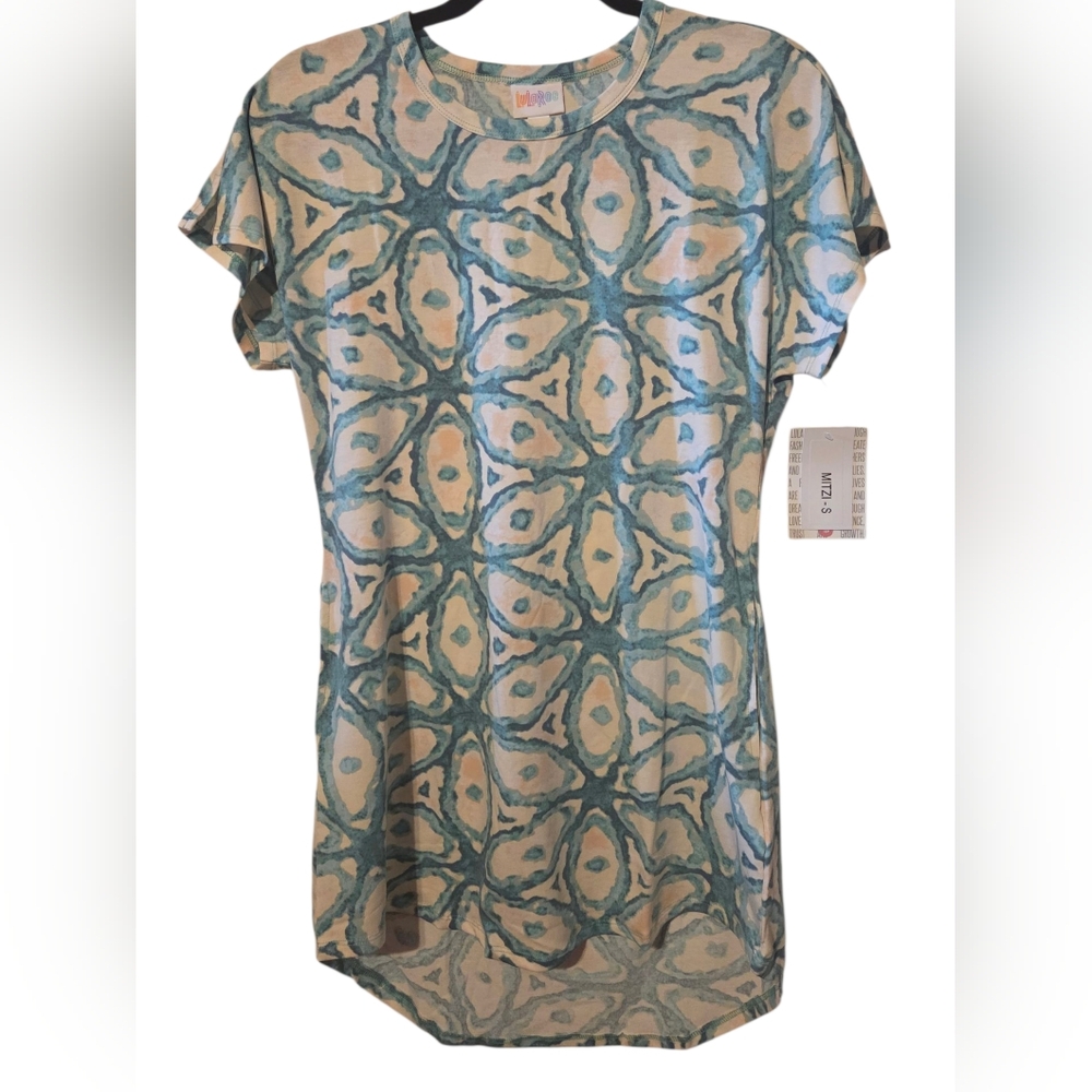 Patterned Blue and Cream Tunic Top